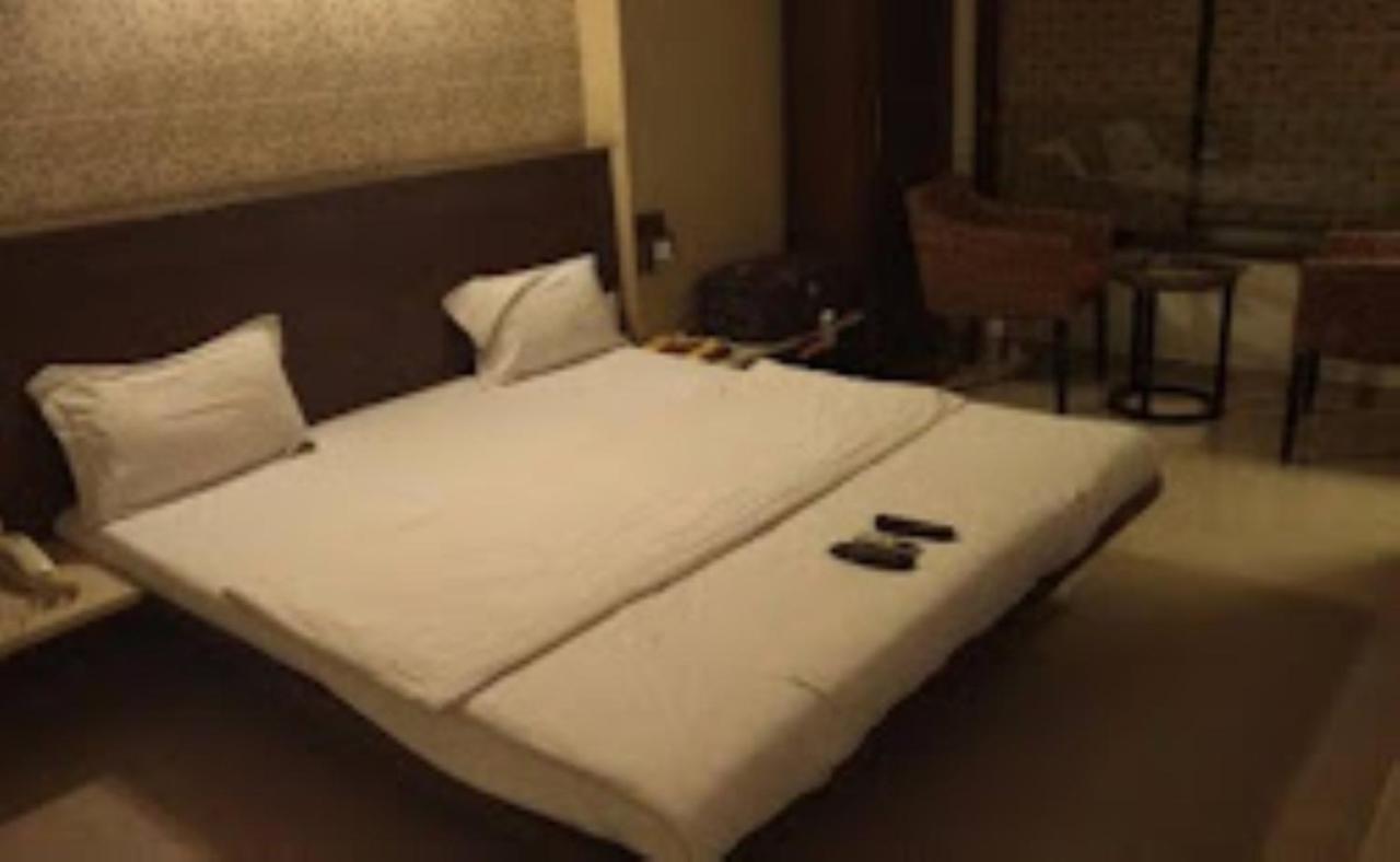 Hotel Sai Saya,Nášik Exteriér fotografie