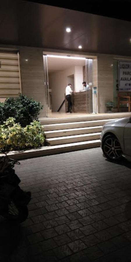 Hotel Sai Saya,Nášik Exteriér fotografie