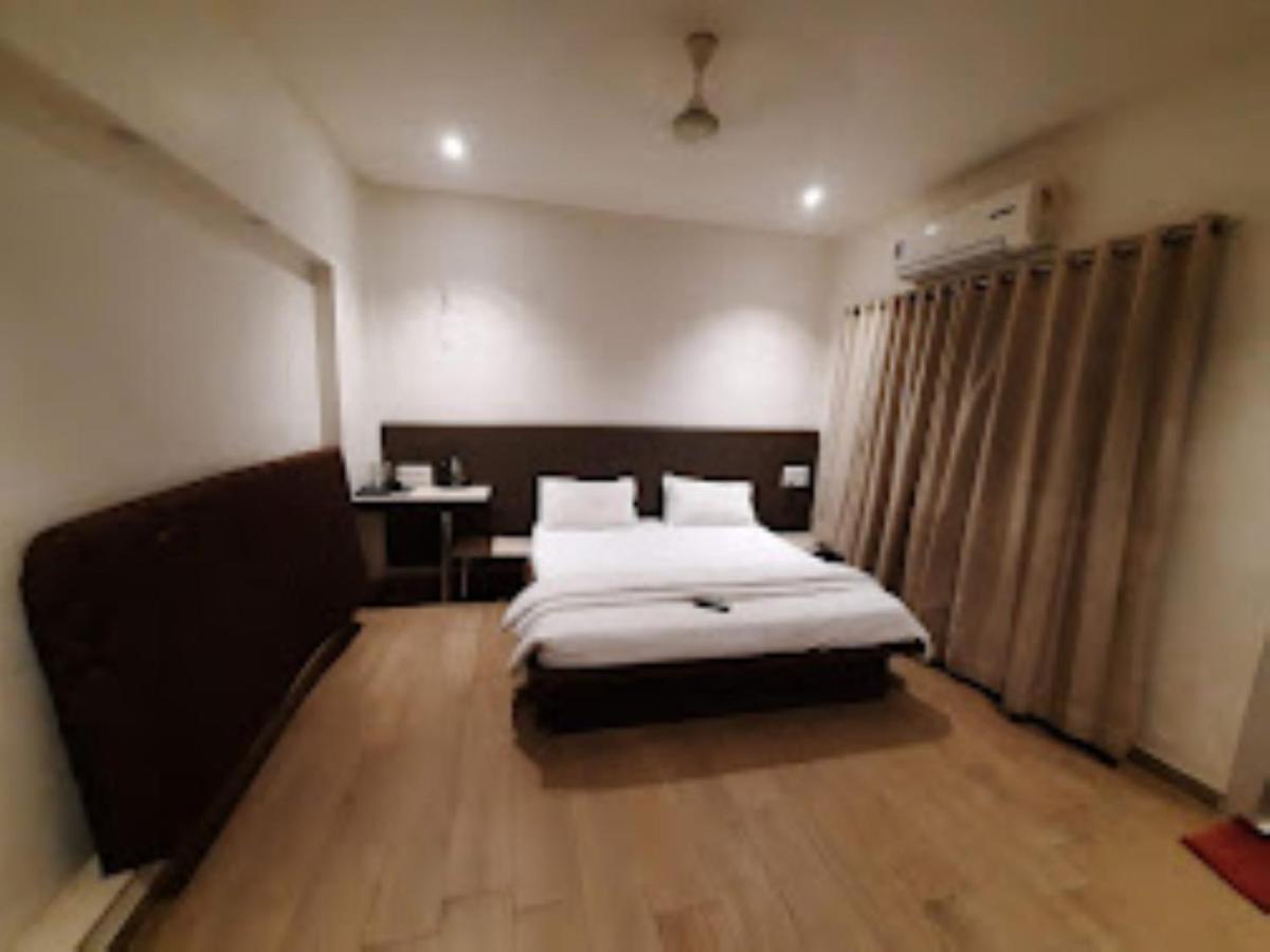Hotel Sai Saya,Nášik Exteriér fotografie